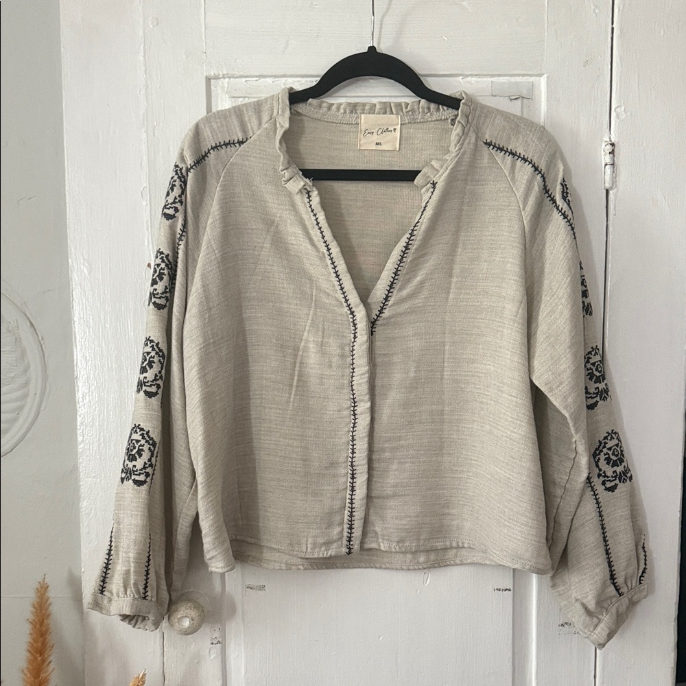 Easy Clothes Cream Blouse with Black Embroidery